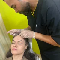 انجام‌ کلیه تزریقات زیبایی