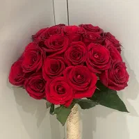 دسته گل رز و باکس گل رز