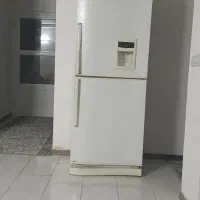 یخچال فریزر در حد نو