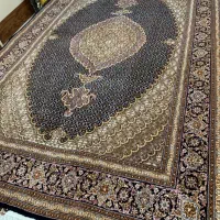 (فرش حق زاده)جفت۶متری۴۰رج مرینوس حاشیه سرمه ای