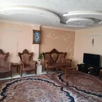 ۱۲۰ متر ۲ خ طبقه اول پارکینگ دار خ زرین کوب|اجارهٔ آپارتمان|اصفهان, گرکان|دیوار
