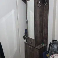 جا کفشی و جا لباسی ایستاده