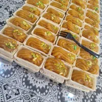حلوا خرما حلوازعفرانی میکادو خرما حلوا عربی اوماج