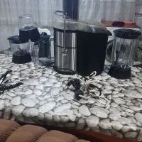 آبمیوه گیری وآسیاب پارچ شیر موز