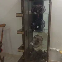 گنجه ومیزتلوزیون