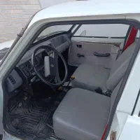 صندلی فرانسوی رنو ۵ و پیکی