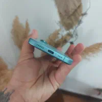 ایفون ۱۶ نرمال ۱۲۸ گیگ استثنایی خوش رنگ|موبایل|رشت, سعدی (تختی)|دیوار