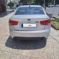 ماشین سراتو نقره ای ۲۰۱۰ وارداتی ۲۰۰۰ فروش فوری