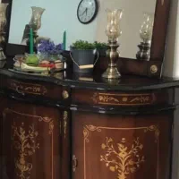 کنسول و آیینه