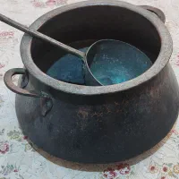 دیگ مسی برای دوران قاجار .قیمت خود را در چت بگید