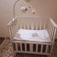 تختخواب و گهواره و تخت کنار مادر|تخت و صندلی بچه|نورآباد, |دیوار