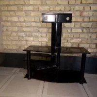 میز تلویزیون و رگال فلزی