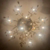 کتابخانه و لوستر و ساعت دیواری|کتابخانه، شلف، قفسه‌های دیواری|گرگان, |دیوار