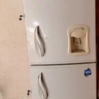 یخچال ‌و تابلو فرش