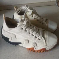 کتونی در حد نو