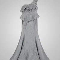 لباس شب مجلسی نقره‌ای شاین‌دار