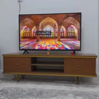 میز تلویزیون سالم در حد نو
