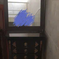 میز تلفن یا خاطره یا کنسول کوچک با ایینه