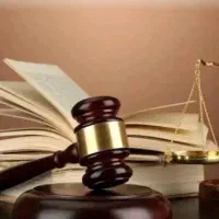 وکیل پایه یک‌دادگستری