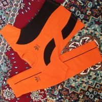 بلوز و شلوارک ورزشی