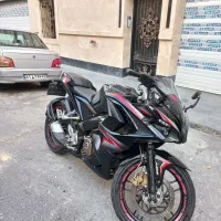 پالس ار اس rs 200