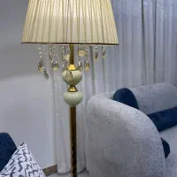 آباژور ایستاده مدرن