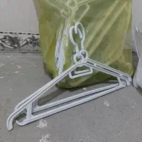 چوب لباسی پلاستیکی