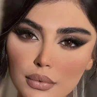 میکاپ کار و شنیون کار