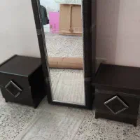 آینه قدی و دو عدد پاتختی