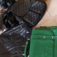 ۱۰تاکی۵ وکوله پشتی کفش یکجا ۸۰۰تومن
