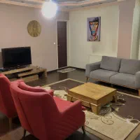 65متری/آسانسور دار/سجاد