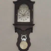 ساعت دیواری