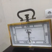 یک عد دساعت رومیزی|کلکسیون اشیاء عتیقه|اهواز, گلستان|دیوار