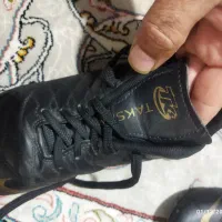 کفش میخی فوتبالی چرم اصل|کیف، کفش، کمربند|اردستان, |دیوار