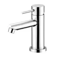 یک عدد شیر حمام و یک  عدد شیر روشویی