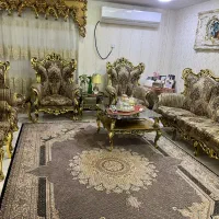 فرش ریز ماهی طرح سلطنتی دور سورمه ایی