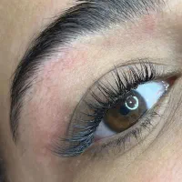 اکستیشن کارومژه کارحرفه ای نیازمندیم
