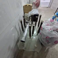 میز شیشه ای بزرگ مستطیل شکل با سه عسلی