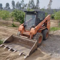 یک دستگاه خاور و یک دستگاه بابکت