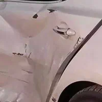 کارگر نقاش ماشین ماهر