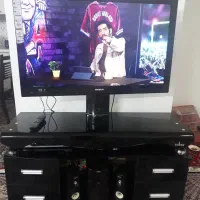 تلویزیون  اسنوا و میز تلوزیون