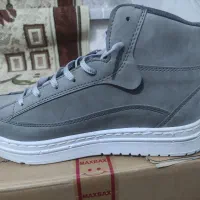 کتونی ساقدار