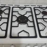 اجاق گاز فر دار اسنوا در حد نو