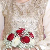 لباس عقد و عروسی