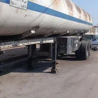 تعدادی تانکر دو محور و سه محور