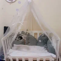 تخت گهواره ای و کنار مادر کودک، کاملا نو