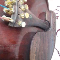 ویلون Guarnerius fecit