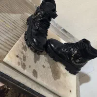 چکمه ها اولی نو هست|کفش و لباس بچه|شوش, |دیوار