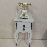 تلفن و میزتلفن