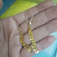 یک جفت گوشواره طلا